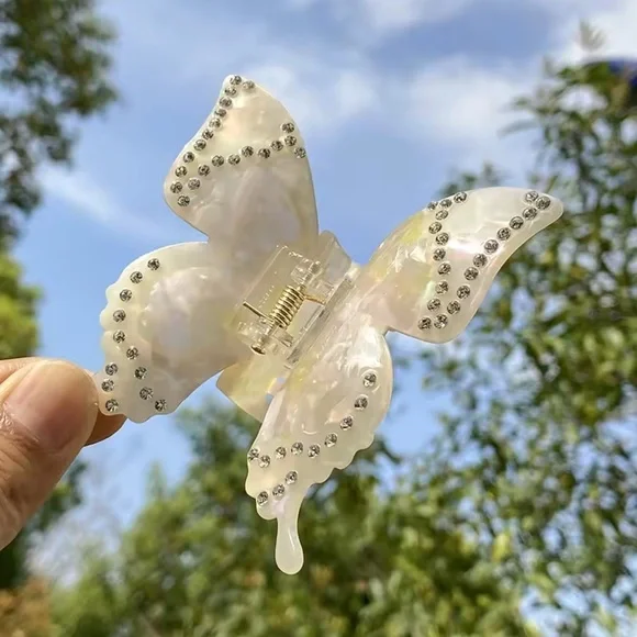 Butterfly Pearly Light Blue Hair Clip - Picture 4 of 7